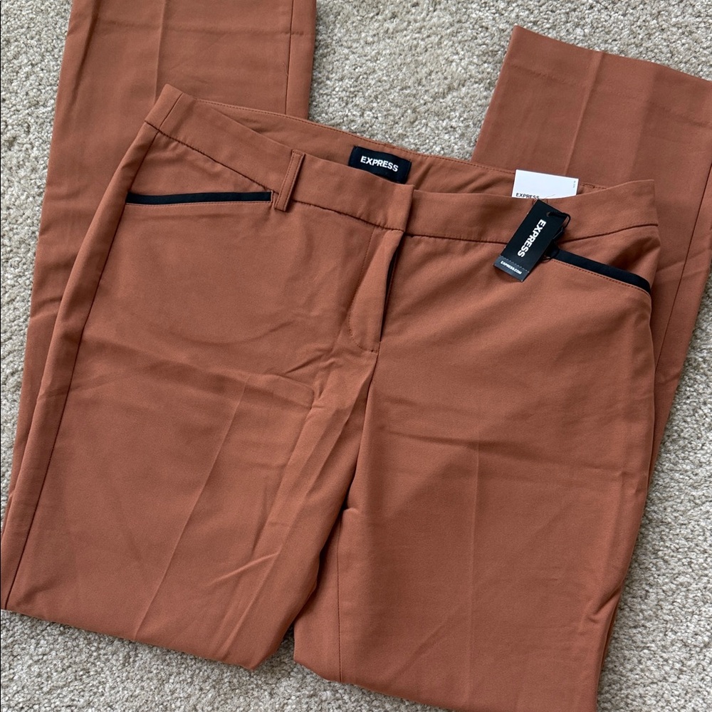 NWT! Express Editor - Barely Boot Low Rise Pants